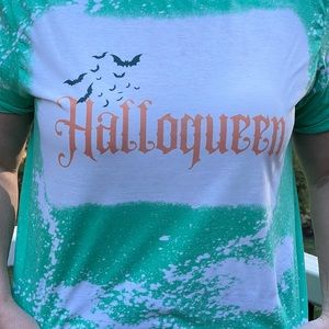 Halloqueen Halloween Bleached Sublimated Tee Large